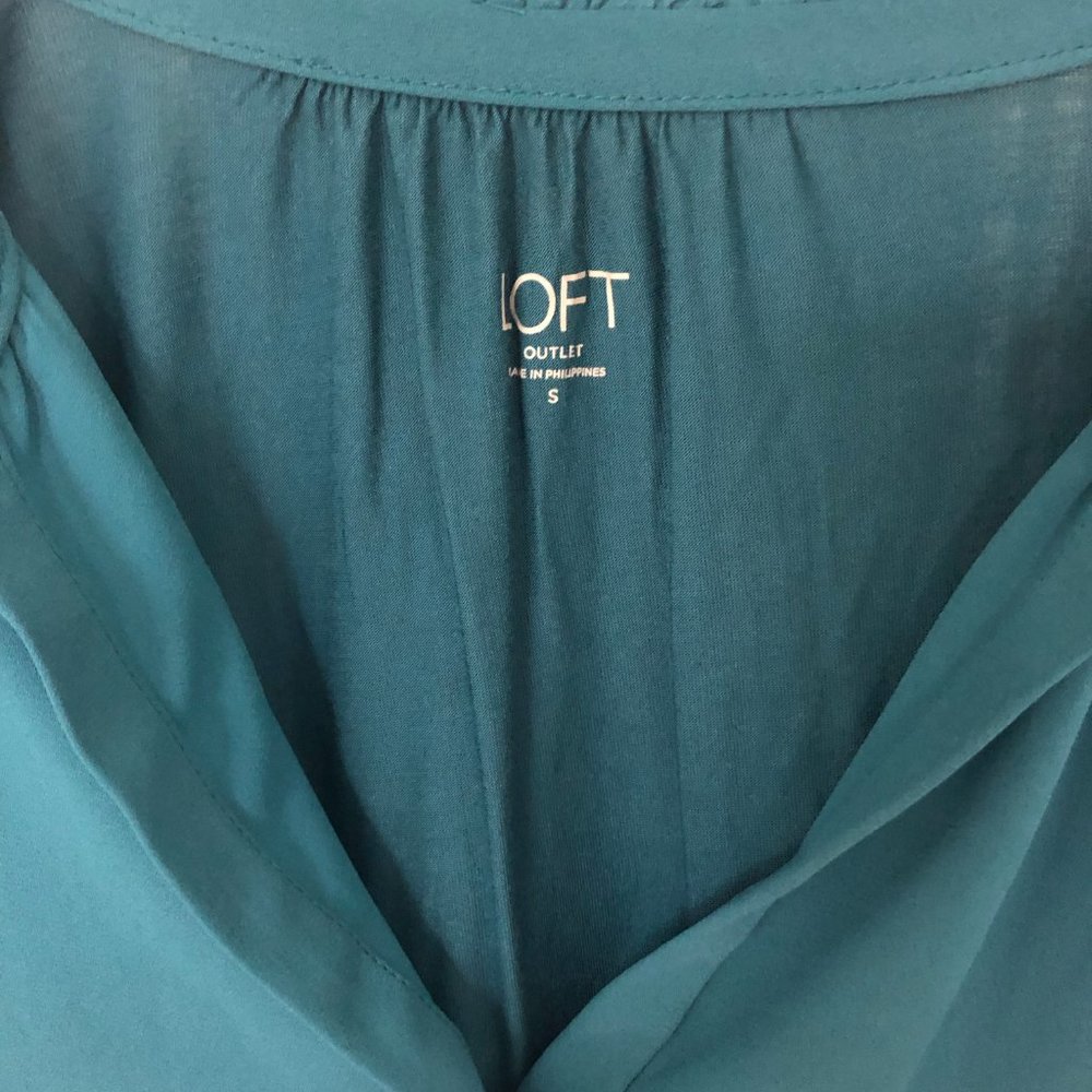 Loft Split Neck Top - Size Small - image 6